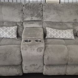 Recliner With Cup Holders 