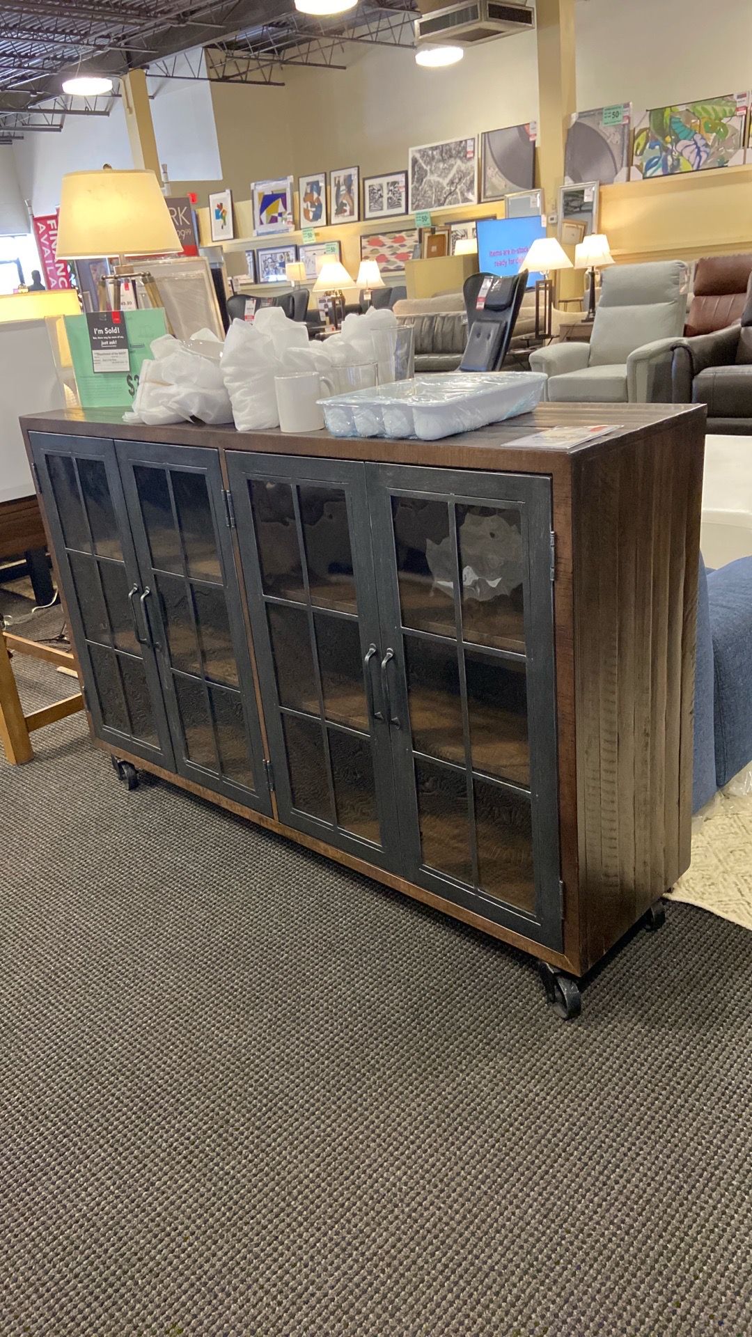Trolley door cabinet
