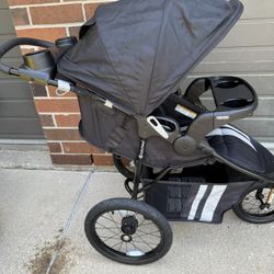 Babytrend. Stroller 