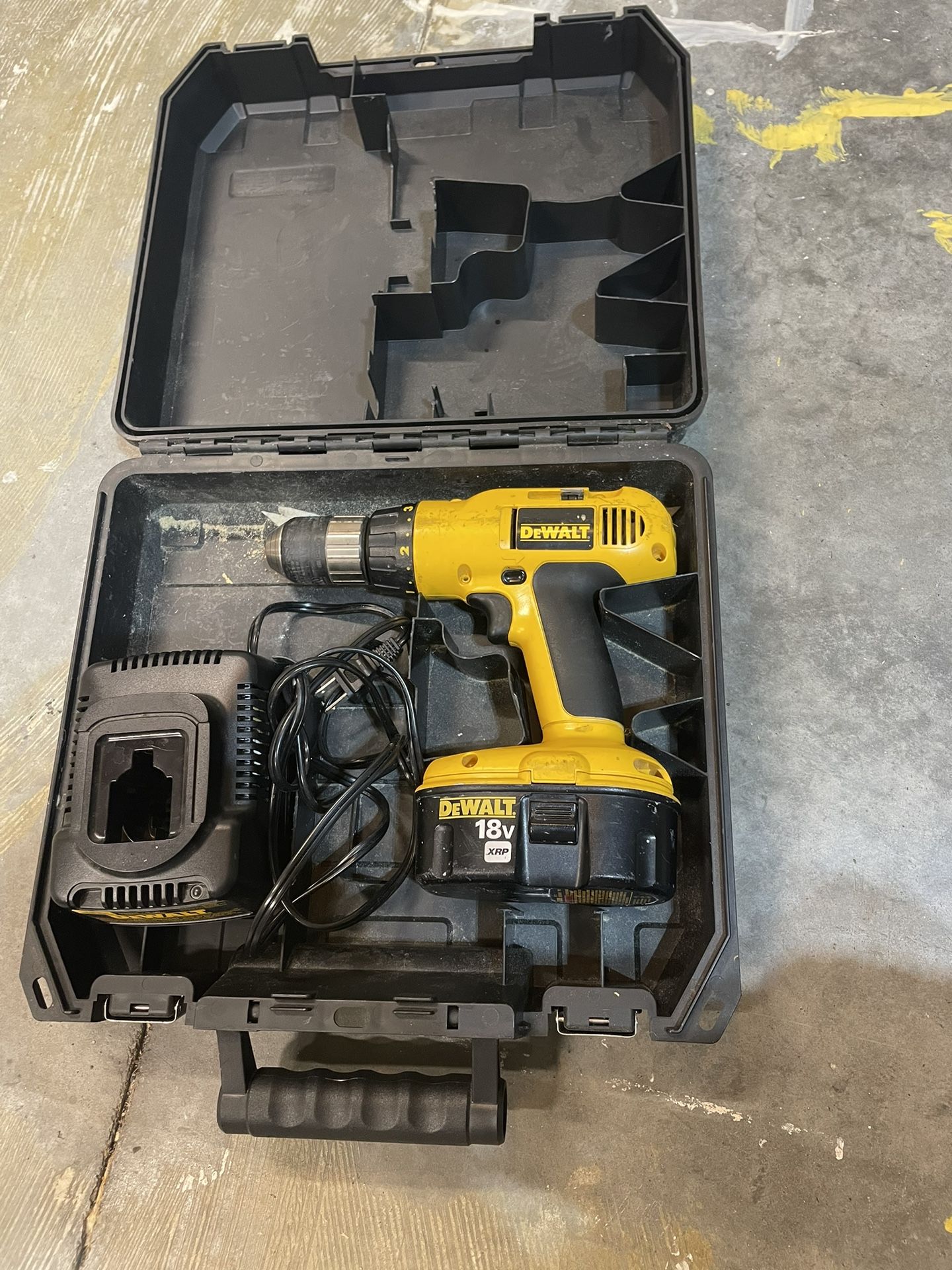 DeWalt 18V Cordless Drill