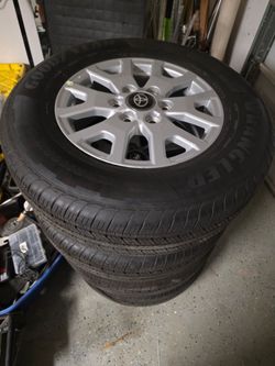 Goodyear tires M+S 245/70R17