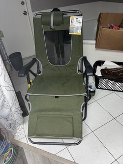 New GCI Outdoor Legz Up Lounger Adjustable Folding Recliner Camp Chair