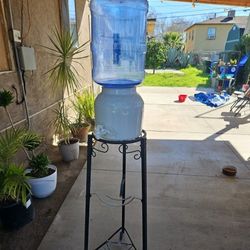 Water dispenser