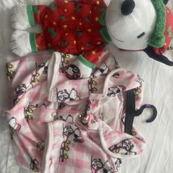 NEW Peanuts Christmas Dog Set: Snoopy Pajamas (Size L) & Multi-Squeak Plush Toy