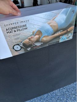 Acupuncture mat and pillow