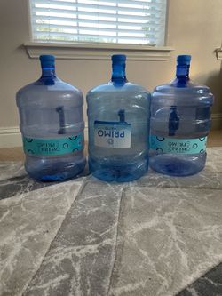 Water Jugs 💦 5 Gallons
