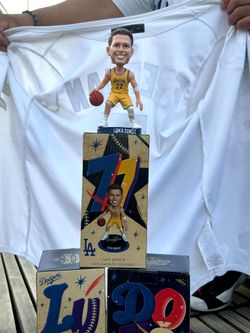 Luka bobblehead