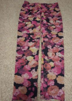 Size medium leggings