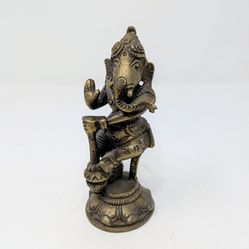 Vintage Indian Brass Statue: Hindu Lord Ganesha