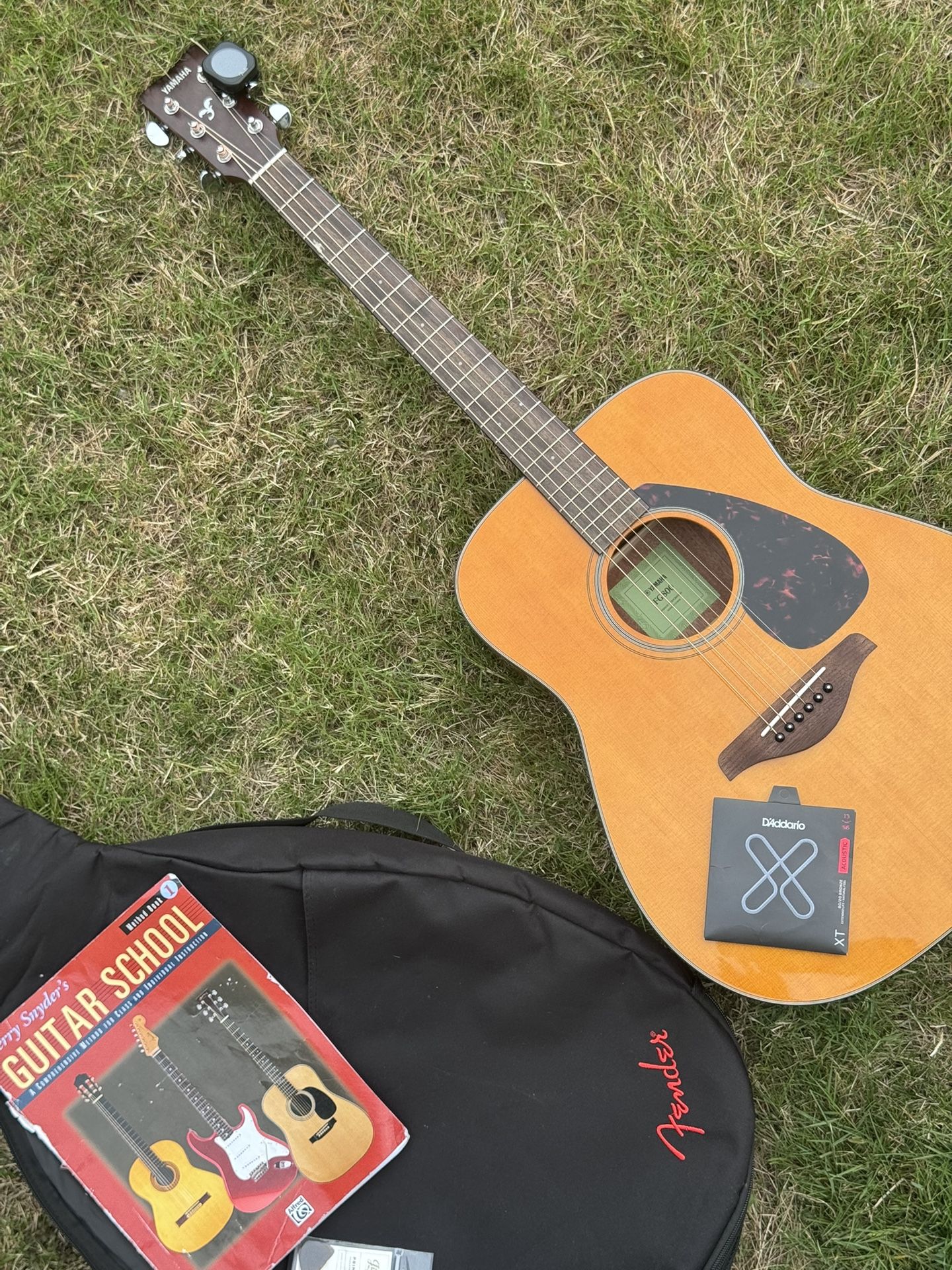 Yamaha FG800 Acoustic Guitar set