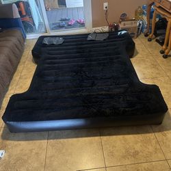 Umbrauto Air Mattress for 6-6.5ft Full Size Truck Bed, Inflatable Pickup Airbed with Pump, Tent Camping Sleeping Pad for Outdoor Travel