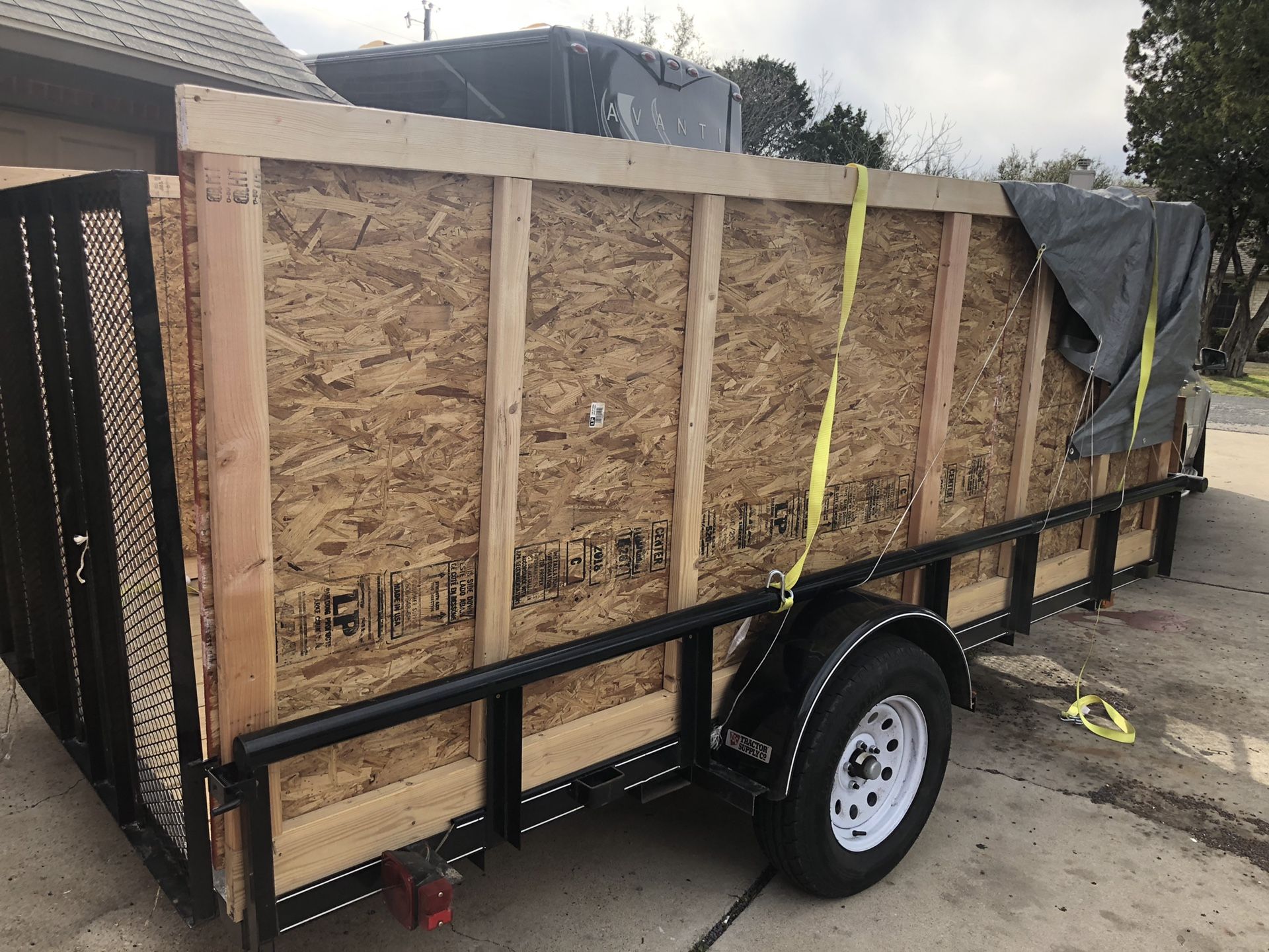 TSC 7x12 utility trailer. Less than 1 month old.