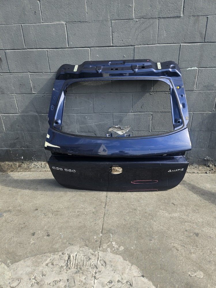 Mercedes Eqs Tailgate Oem