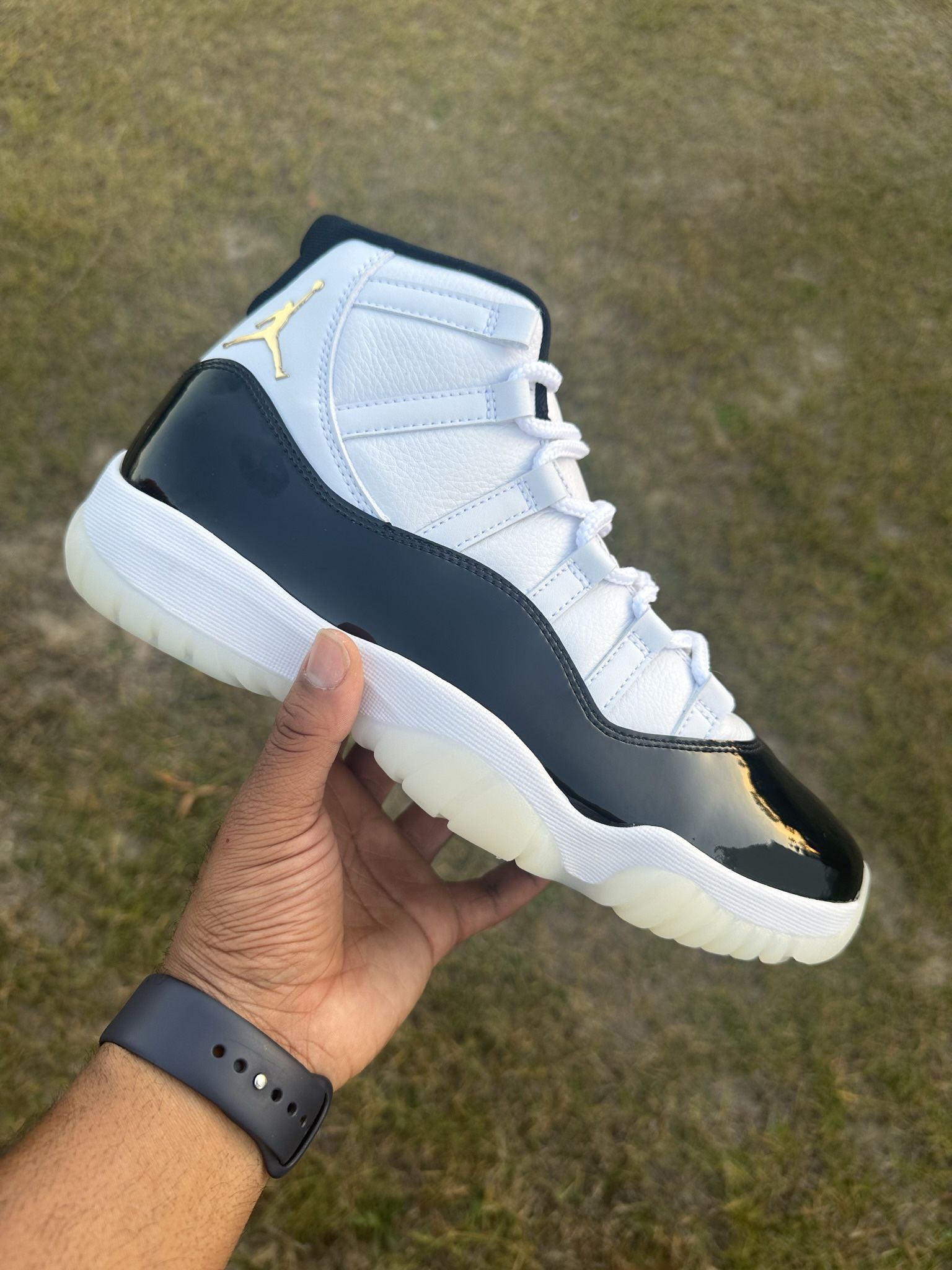 Jordan 11 Gratitude Size 10