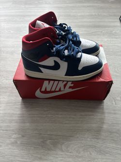 Jordan 1 “French Blue”