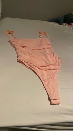 Forever 21 peach sleeveless top medium
