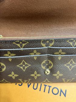 Louis Vuitton Monogram Sarah Wallet & Cosmetic Bag 100