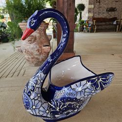 Talavera Blue And White Swan Clay Pots, Planters. Plants. Pottery $85 Cada Una.