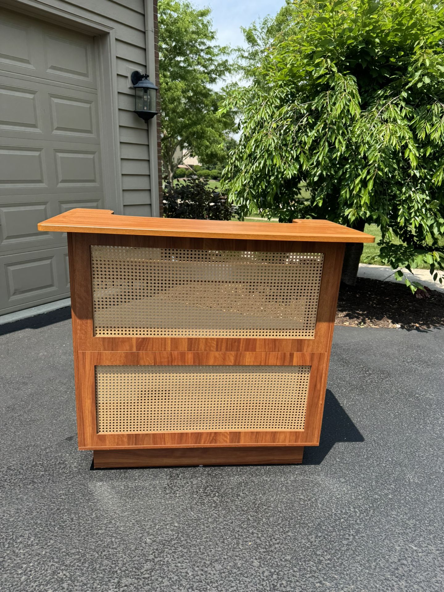Portable Home Bar