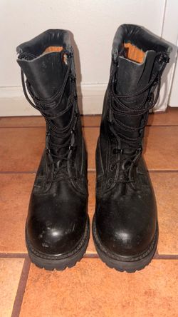 Combat boots