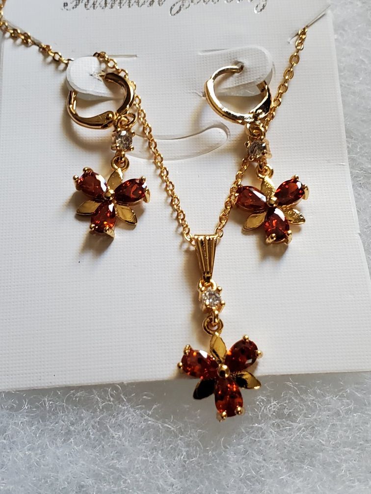 Set of necklace and earrings