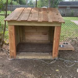 Heavy Duty Dog House 