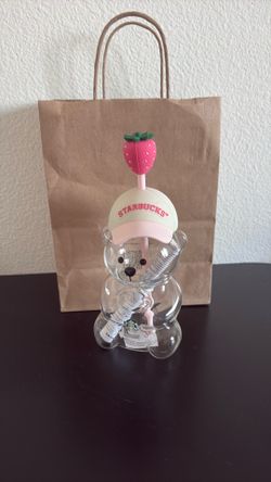 Starbucks pink Strawberry Limited Edition  Bearista Glass Cold  20oz Cup