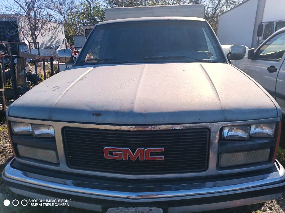 1988 GMC Sierra  4x4   Extra Cab For Parts 