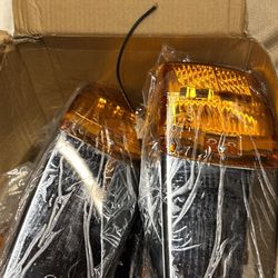 5Pcs Truck Cab Marker Lights 17 LED Amber Top Roof Running Lights Clearance w/Chrome Base Truck Trailer Lights Replacement For Peterbilt Freightliner 