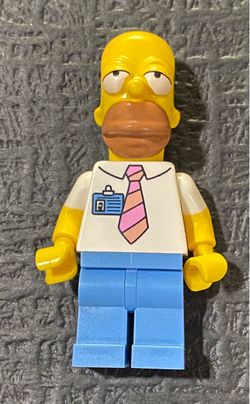 **LEGO Simpsons Minifigure – Homer Simpson with Name Tag**