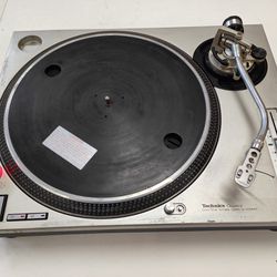 Technics SL-1200MK2-A Direct Drive DJ Turntable W/ Stanton
