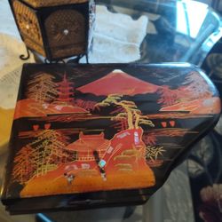 Oriental Piano Very Pretty Music Box Still Works