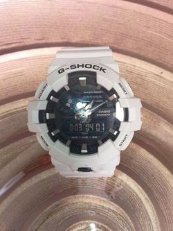 G Shock men's watch.  5522 model NEW.