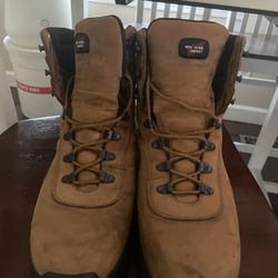 Nice Used Winter Work Boots Size 9.5