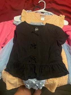 Free girl clothes sizes 6/7 and some 8