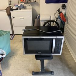 Standard Size Microwave Oven  