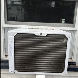 Smart Air Conditioner ( Free Delivery )