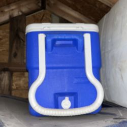Igloo Cooler 