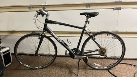 Specialized Sirrus bicycle