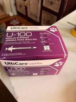 Free open box of pet syringes inside 4 unopened bags 