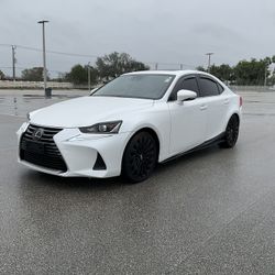 2018 Lexus IS 300 