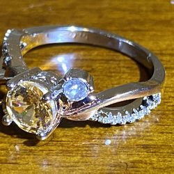 NWOT faux morganite ring estimated 6.5 #0655 orange pink stone