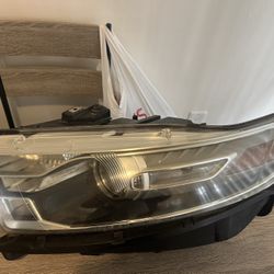 Headlights & Taillights Ford Taurus 2013 