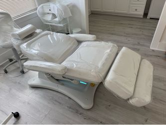 Modern Medical Spa Chair by SilverFox (2246BN)
