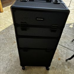 BYOOTIQUE Rolling Make-Up Case 