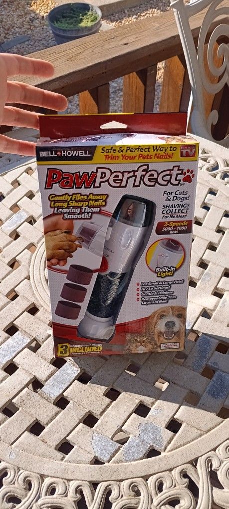 Paw Perfect Pet Grooming Tool