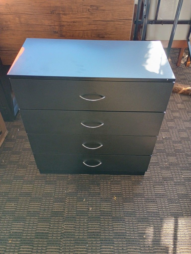 Southshore Dresser 