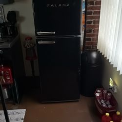 GALANZ REFRIGERATOR 7cb
