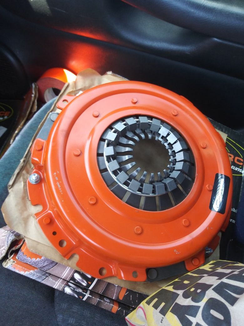 CenterForce Clutch disk and pressure plate for older Chevy V8 and some v6