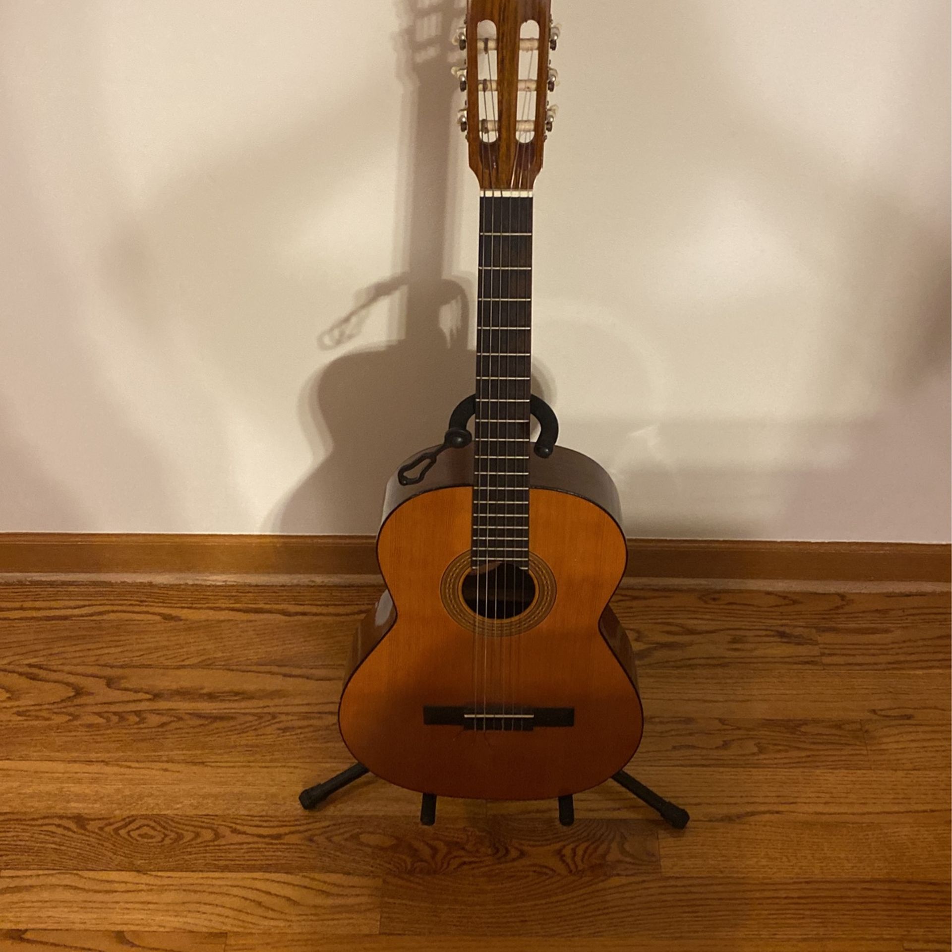 Álvaro Classical Guitar